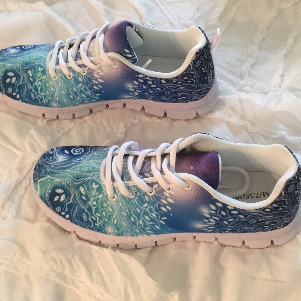 New tree of life printed sneakers